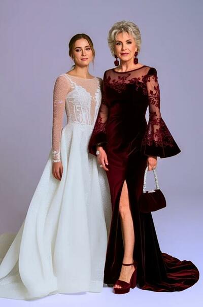 Elegant Wine Red Burgundy Sheath Lace Appliques Mother of the Bride/Groom Dress Evening Formal Prom Dress