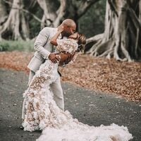 Luxury 3D Flowers Wedding Dress, Appliques Tulle Bridal Dress Bridal Gown - Thumbnail 2