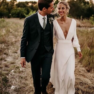Sexy deep v-neck wedding dress, backless bridal gown wedding gown