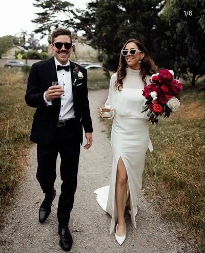 Elegant Sheath Long Sleeve Beach Boho Wedding Dress Bridal Gown Wedding Gown