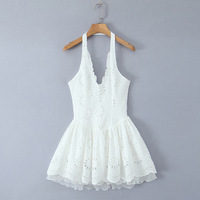 Sexy Holiday Lace Embroidery Girl Halter Neck Slim Dress - Thumbnail 3