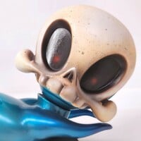 ArTToy by B. Peters (Circus Posterus) "Blue Twighlight Pull-Cart Skelve"  - Thumbnail 1