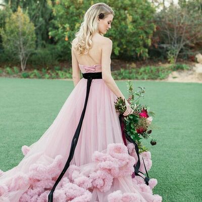 Unique ball gown pink tiered puffy beach boho wedding dress bridal gown wedding gown