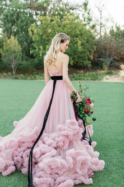 Unique Ball Gown Pink Tiered Puffy Beach Boho Wedding Dress Bridal Gown Wedding Gown
