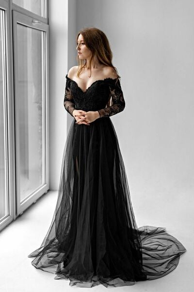 Gothic A Line Lace Black Wedding Dress Bridal Gown Wedding Gown