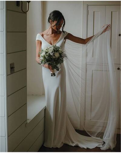Simple Sheath V Neck Beach Boho Wedding Dress Bridal Gown Wedding Gown