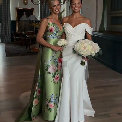 Simple sheath off the shoulder wedding dress bridal gown wedding gown