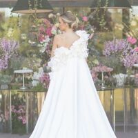 Elegant Ball Gown Handmade Flowers Wedding Dress Bridal Gown Wedding Gown - Thumbnail 2