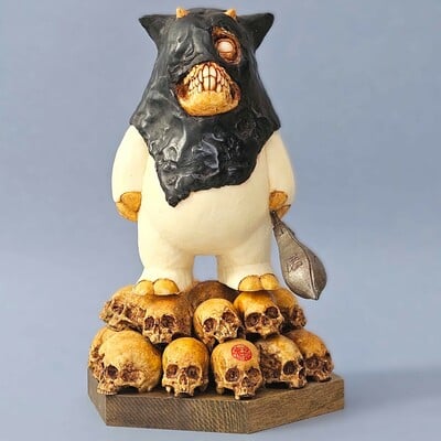 Arttoy by tokyo jesus "king on the mirage"   - Thumbnail 1