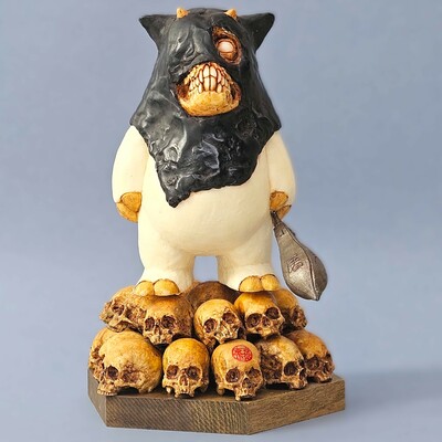 ArTToy by Tokyo Jesus "King On The Mirage"  