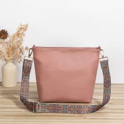 Women shoulder bag vintage crossbody purse handbag with leopard guitar strap hobo bag pink