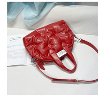 Ladies' Boston Pillow Bag Fashion Handheld Large Capacity Single Shoulder Crossbody Bag Red - Thumbnail 3