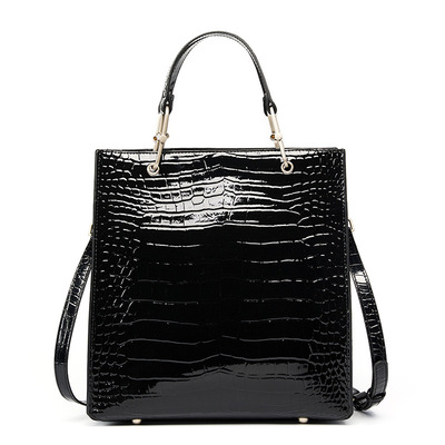 Ladies' Crocodile Patterned Cowhide Handbag Black
