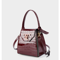 Women Genuine Leather Handbags Crocodile Pattern Handheld Cross Bag Red - Thumbnail 2