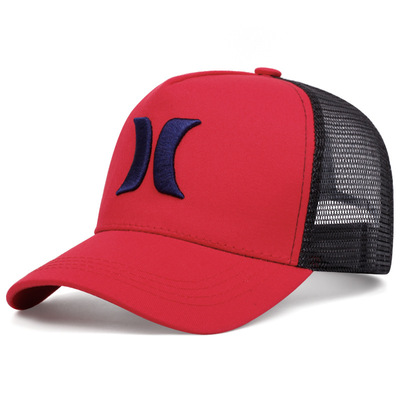 Crescent embroidered baseball cap outdoor sports mesh peaked cap red - Thumbnail 3