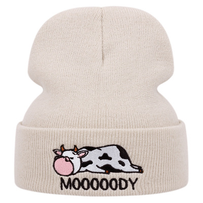 Embroidered of cow hat winter warm woolen hat cream - Thumbnail 4