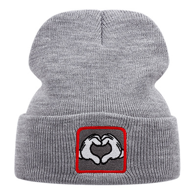 Mickey's heart embroidered knitted hat winter warm men's and women's outdoor knitted hat grey