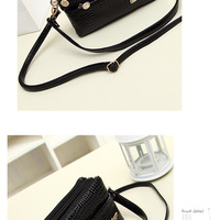 Women's Handbag With Crocodile Pattern Handbag, Three Compartment Small Bag Black - Thumbnail 1