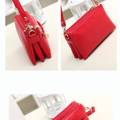 Women's handbag with crocodile pattern handbag, three compartment small bag red