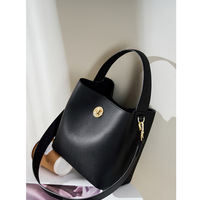 Genuine leather Women's Shoulder Bag Crossbody Bag Black - Thumbnail 1