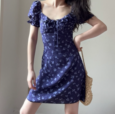 Square Neck Collarbone Revealing Puff Sleeve Printed A-Line Dress
