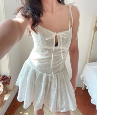 Lace-up hollow embroidery suspender skirt Holiday style lace-up dress