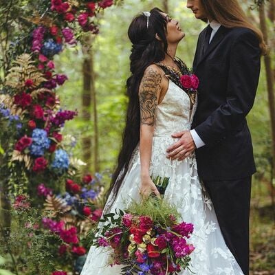 Elegant ball gown lace wedding dress bridal gown wedding gown