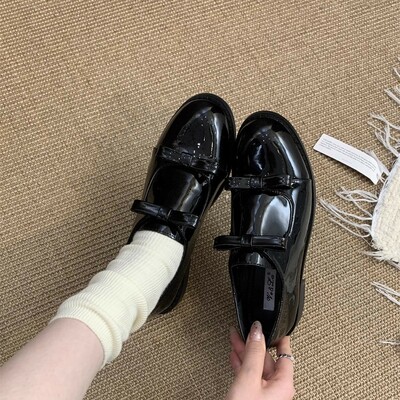 Black Bowknots Patent Leather Loafers