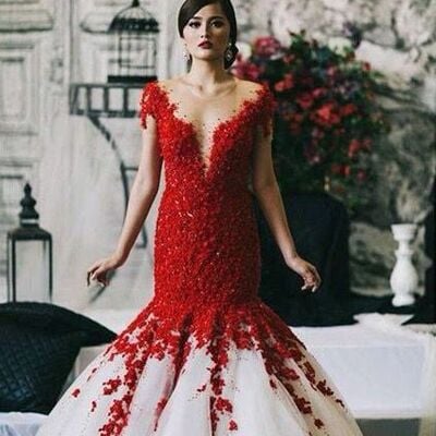 Elegant mermaid red lace appliques wedding dress bridal gown wedding gown