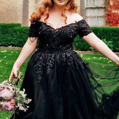 Plus size black ball gown off the shoulder lace appliques wedding dress bridal gown wedding gown