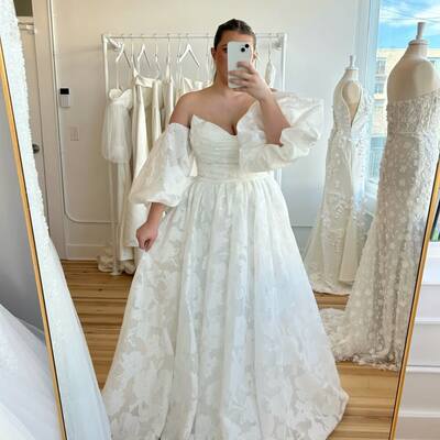 Plus size ball gown lace wedding dress bridal gown wedding gown