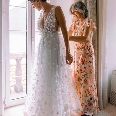 Elegant a line lace wedding dress bridal gown wedding gown