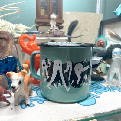 Fresno nightcrawler camping mug