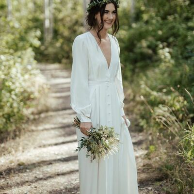 Simple a line long sleeve beach boho wedding dress bridal gown wedding gown