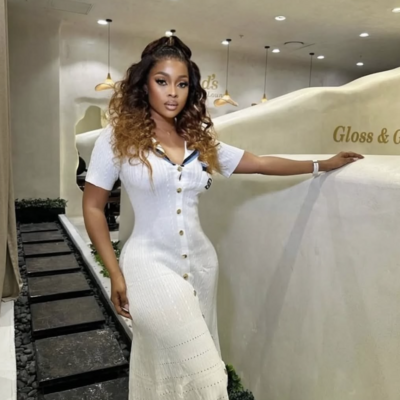 Elegant knit button-up dress - white