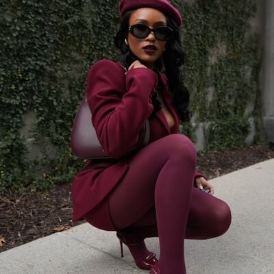 Burgundy luxury tights  - Thumbnail 4