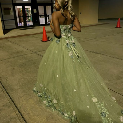 Sweetheart green tulle long prom dress with appliques