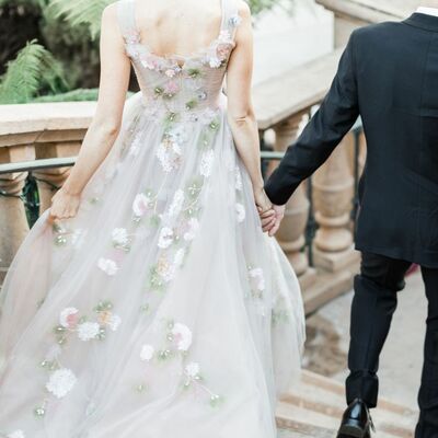 Fabulous a-line floral appliques tulle wedding dress bridal gown wedding gown
