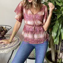 White Mark Women's Sheer Kimono Sleeve Blouse with Tie Waist