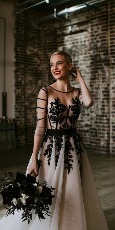 Gothic Black Lace Appliques Wedding Dress Bridal Gown Wedding Gown