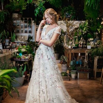 Floral a-line wedding gown wedding dress, tulle wedding gown bridal dress - Thumbnail 2