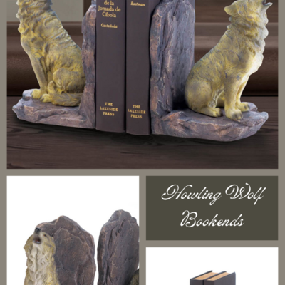 Howling wolf bookends