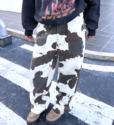 MID RISE COW PRINT WIDE LEG JEANS 