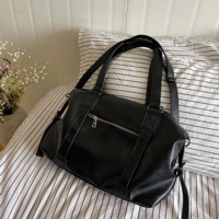 Black Soft Leather Crossbody Handbag - Thumbnail 5