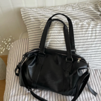Black Soft Leather Crossbody Handbag - Thumbnail 6