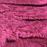 Crimson Vegan Fur - Thumbnail 3