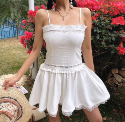 Lace trim slim suspender dress square neck waist A-line short skirt