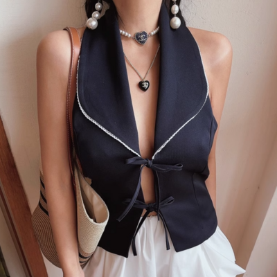 Fashionable bowknot paneled halter neck top