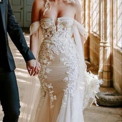 Elegant off the shoulder lace appliques beach boho wedding dress bridal gown wedding gown