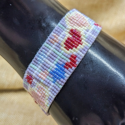 Pixel bracelet - considerate bears